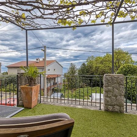Kostabela - Sea View Apartment Рийека Екстериор снимка